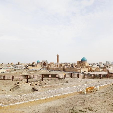 Nanosh East Hotel Bukhara Bagian luar foto