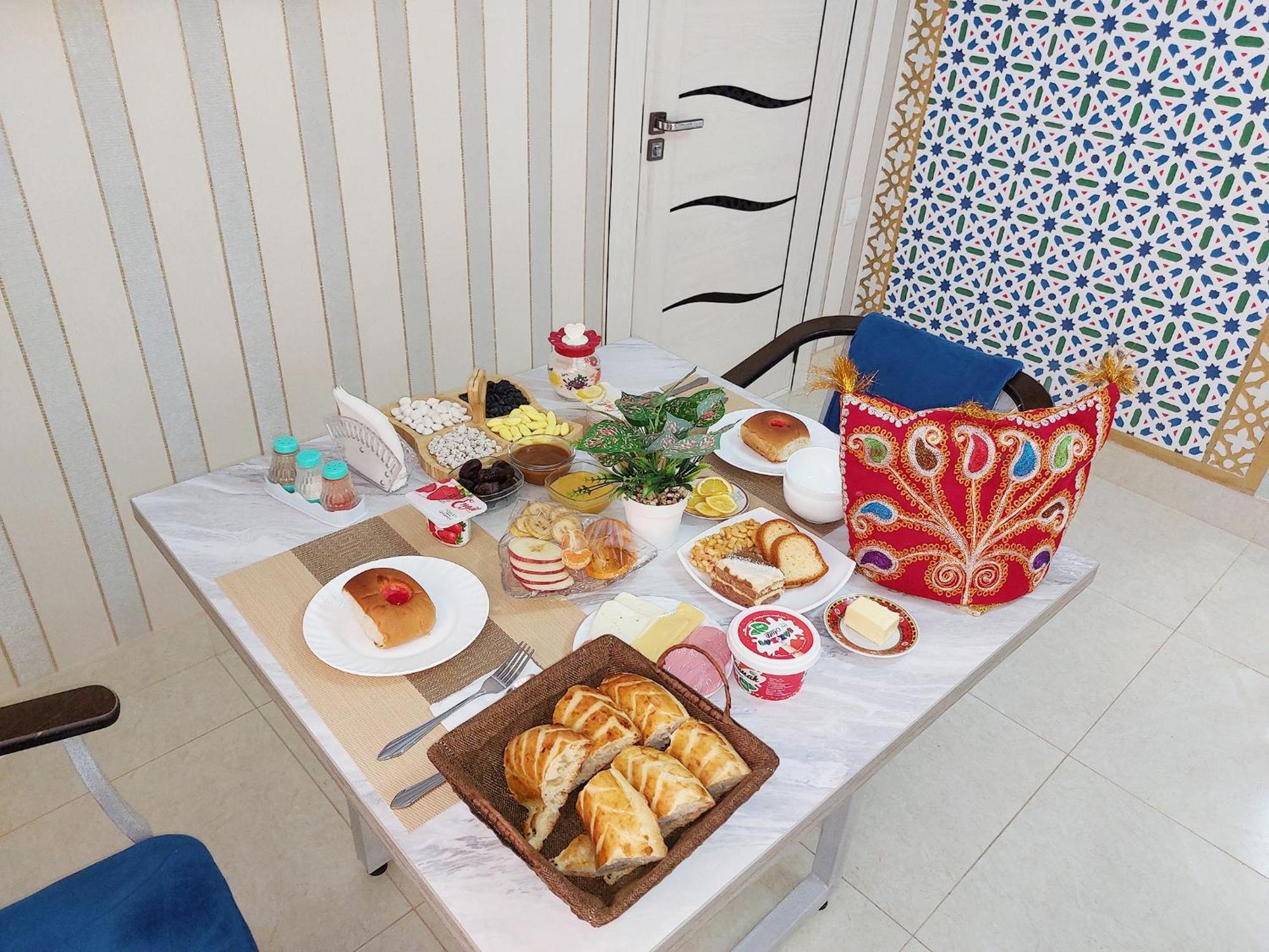 Nanosh East Hotel Bukhara Bagian luar foto