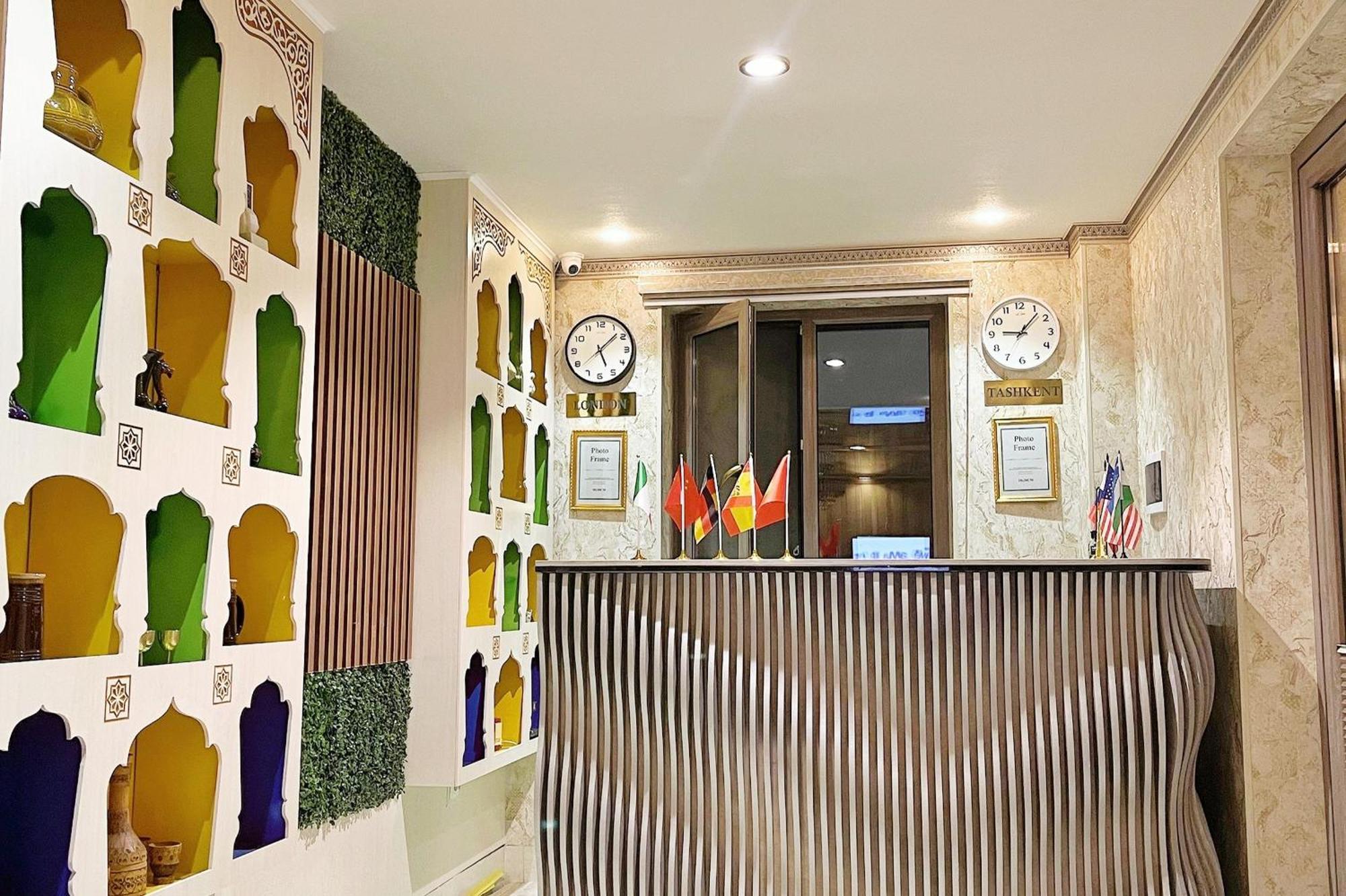 Nanosh East Hotel Bukhara Bagian luar foto
