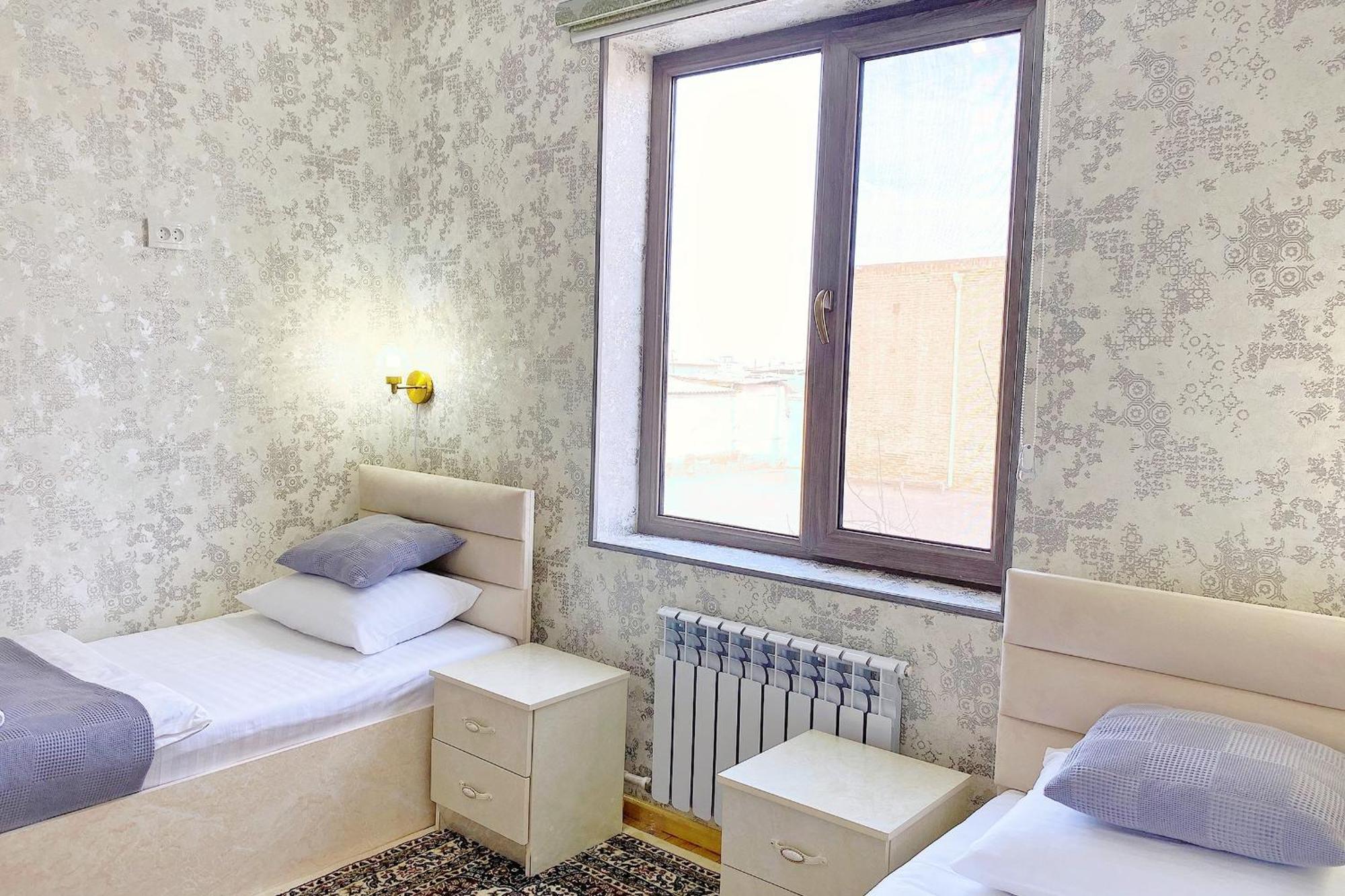 Nanosh East Hotel Bukhara Bagian luar foto